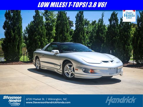 Used 1998 Pontiac Firebird Formula w/ Opt Pkg image 1