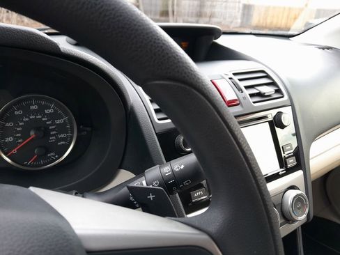 Used 2015 Subaru Crosstrek 2.0i Premium w/ Moonroof Package image 20