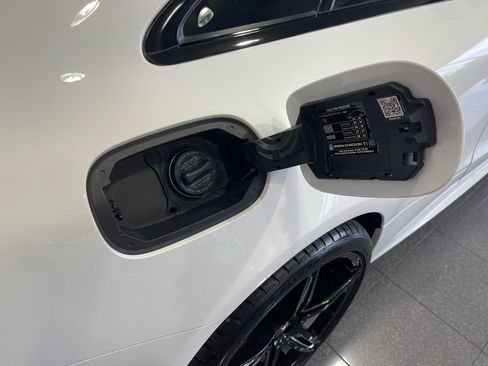 Used 2023 Mercedes-Benz E 450 SPORT COUPE w/ AMG Line image 38