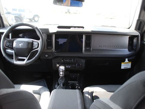 New 2026 Ford Bronco Big Bend AWD/4WD image 16
