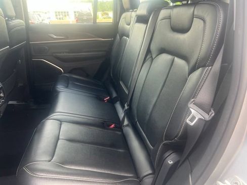 Used 2024 Jeep Grand Cherokee Limited 4xe AWD/4WD image 25