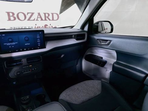 Certified 2025 Ford Maverick XLT FWD image 26