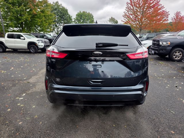 Used 2024 Ford Edge SE w/ Black Appearance Package AWD/4WD image 3