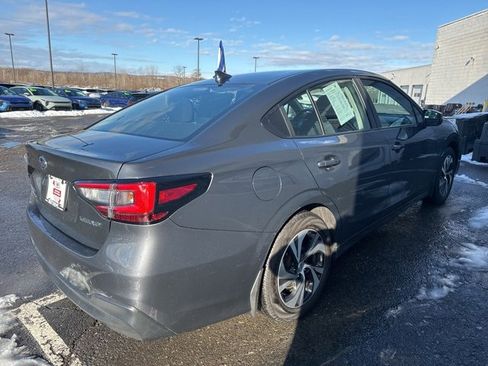 Used 2025 Subaru Legacy Premium image 5