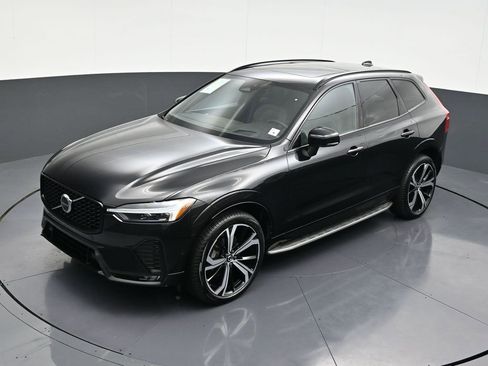 Certified 2022 Volvo XC60 B5 R-Design w/ Advanced Package image 21