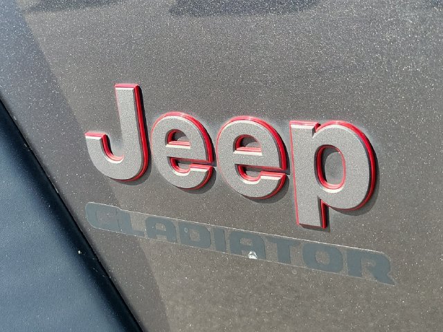 Used 2021 Jeep Gladiator Rubicon AWD/4WD image 8