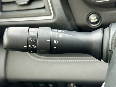 Used 2023 Subaru Ascent Limited w/ Technology Package image 14