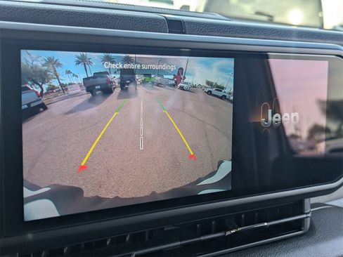 Used 2024 Jeep Wrangler Sport S image 30