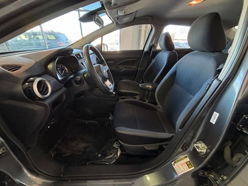 Used 2023 Nissan Versa SV image 26