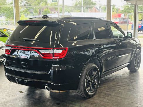 Used 2023 Dodge Durango R/T AWD/4WD image 7