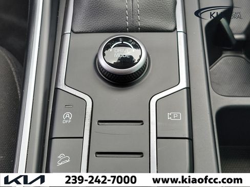 Certified 2023 Kia Sorento LX FWD image 29