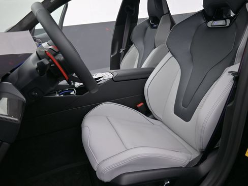 New 2027 BMW M5 Touring AWD/4WD image 10