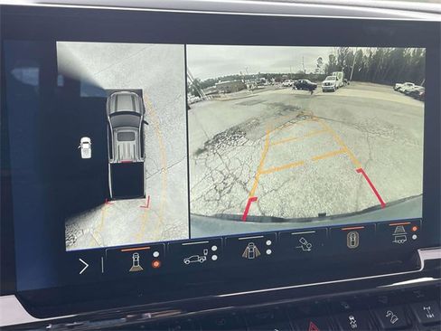 Used 2024 Chevrolet Silverado 1500 ZR2 w/ Dark Appearance Package image 23