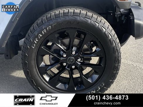 Used 2025 Jeep Gladiator Sport image 30