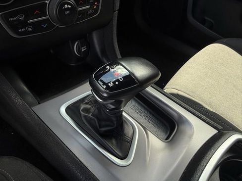 Used 2023 Dodge Charger SXT image 18