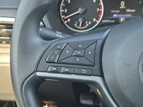 Used 2025 Nissan Altima 2.5 SV FWD image 20