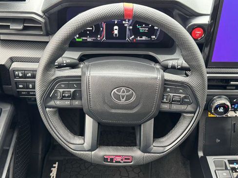 Certified 2025 Toyota Tacoma TRD Pro AWD/4WD image 14