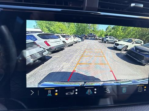 Used 2023 GMC Sierra 1500 Denali w/ Technology Package AWD/4WD image 34