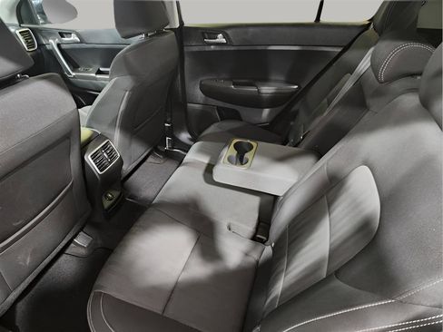 Used 2020 Kia Sportage LX image 20