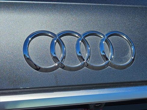 Used 2023 Audi Q5 2.0T Premium w/ Convenience Package AWD/4WD image 30