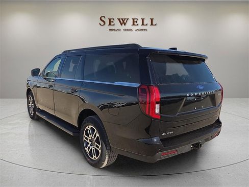 New 2025 Ford Expedition Max Active image 3