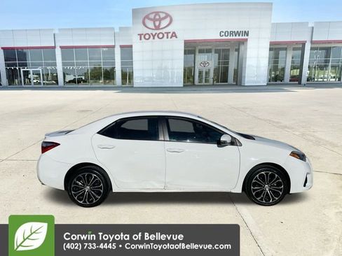 Used 2016 Toyota Corolla S image 9