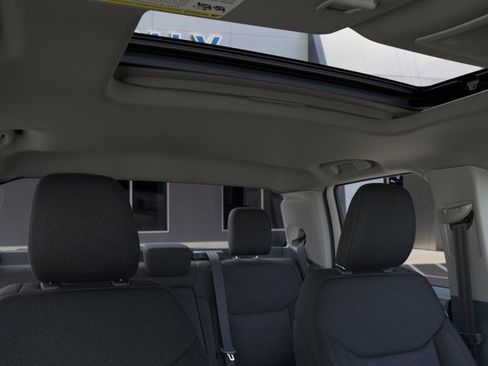 New 2026 Ford Maverick XLT AWD/4WD image 12