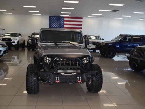 Used 2020 Jeep Wrangler Unlimited Sport AWD/4WD image 41