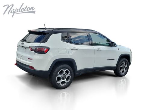 Used 2022 Jeep Compass Trailhawk w/ Trailhawk Elite Group AWD/4WD image 2