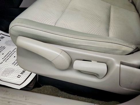 Used 2015 Honda Pilot LX image 11
