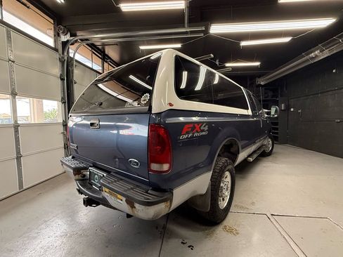 Used 2005 Ford F250 XLT AWD/4WD image 3