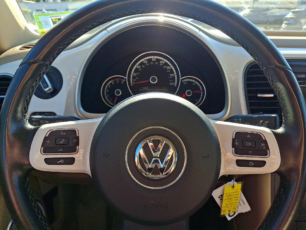 Used 2014 Volkswagen Beetle 2.5 FWD image 18
