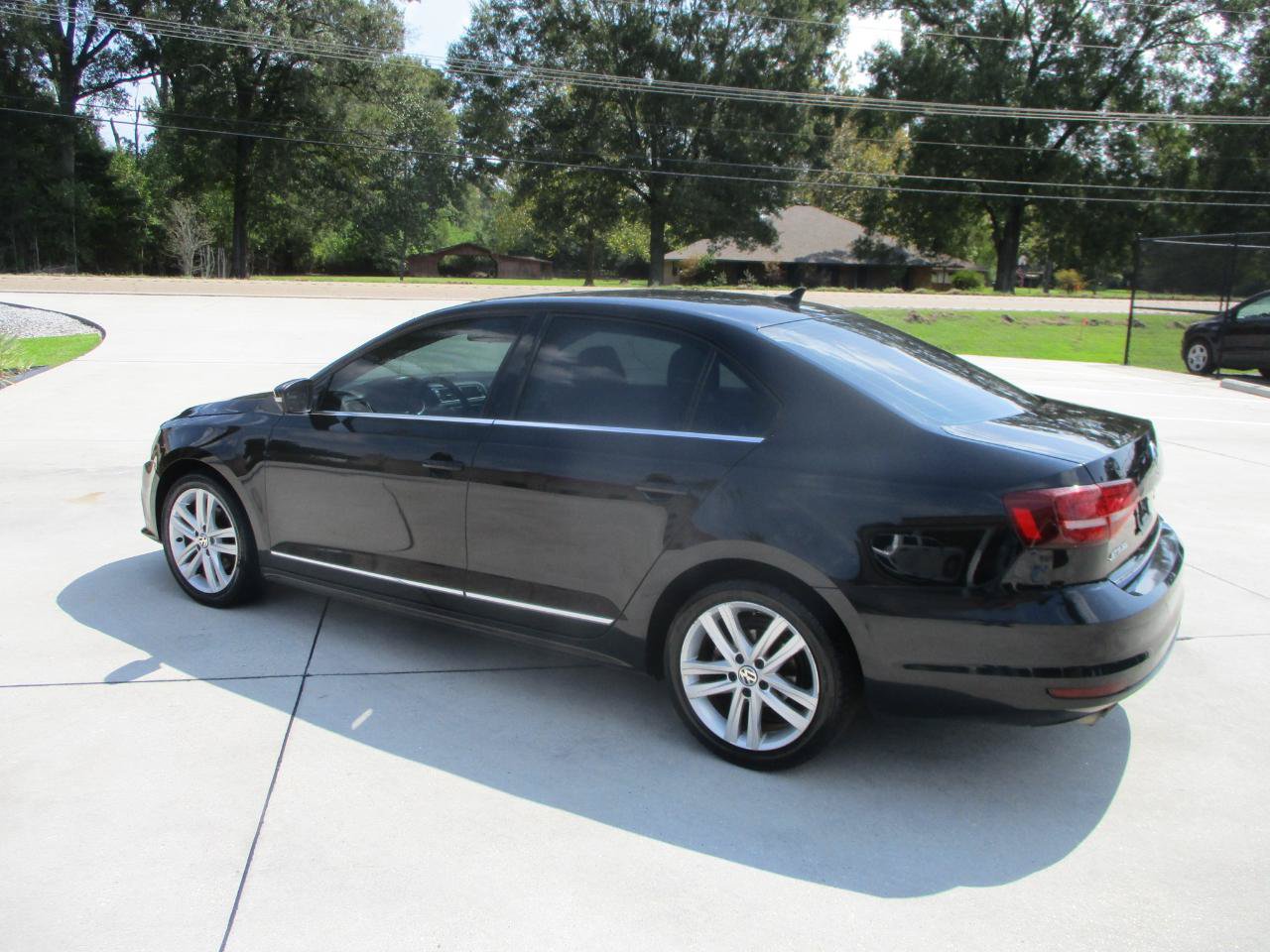 Used 2017 Volkswagen Jetta SEL FWD image 22