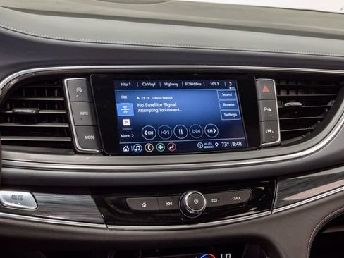 Used 2024 Buick Enclave Essence w/ Experience Buick Package AWD/4WD image 17
