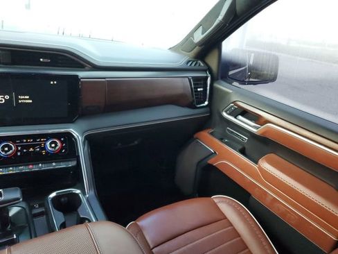 Used 2025 GMC Sierra 1500 Denali Ultimate image 15