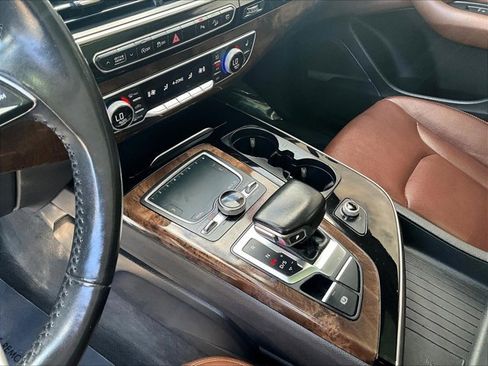 Used 2018 Audi Q7 3.0T Prestige image 14