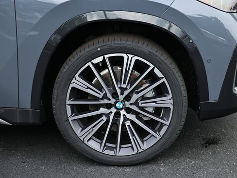 New 2026 BMW X1 xDrive28i w/ Technology Package AWD/4WD image 5