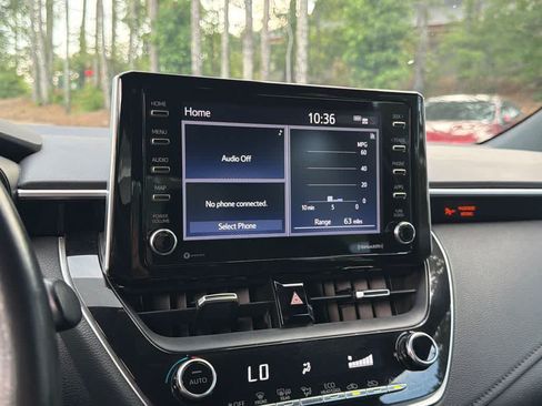 Used 2021 Toyota Corolla SE FWD image 26