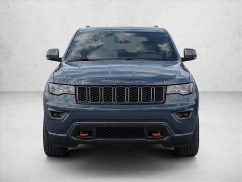 Used 2017 Jeep Grand Cherokee Trailhawk AWD/4WD image 2
