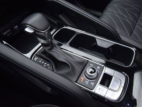 Used 2023 Kia Telluride EX X-Line image 28