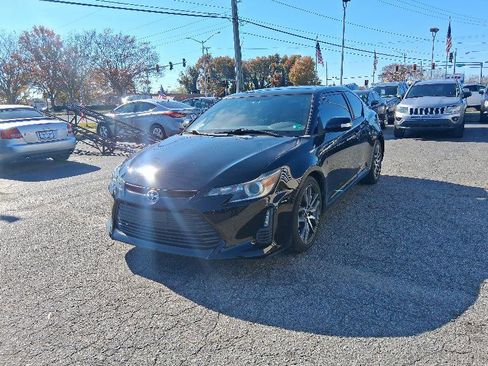 Used 2014 Scion tC image 7