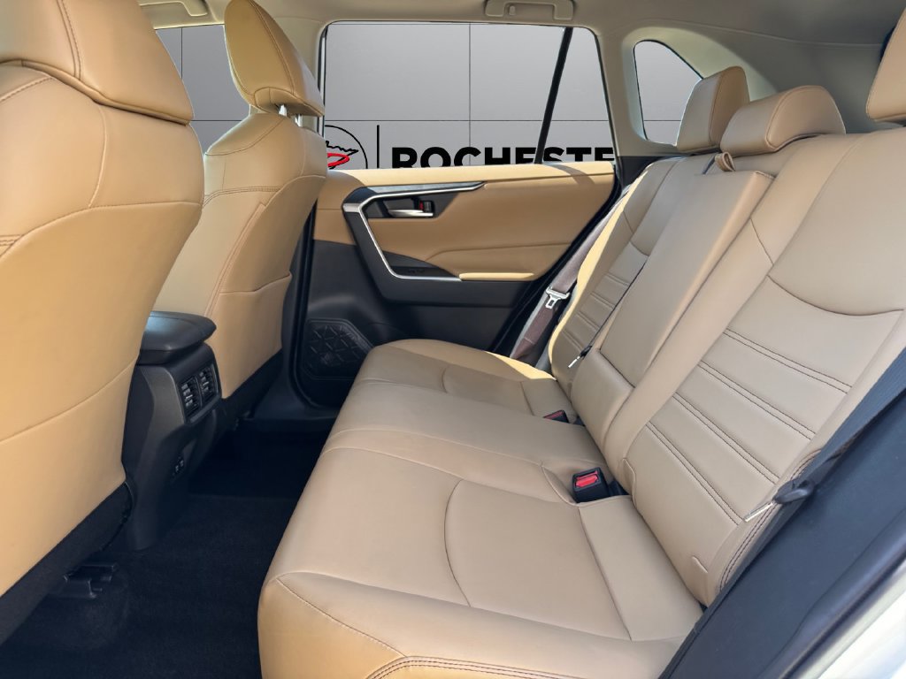 Certified 2019 Toyota RAV4 XLE Premium FWD image 16