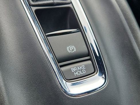 Certified 2022 Honda HR-V Sport image 23