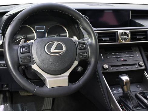 Used 2019 Lexus IS 300 AWD w/ Navigation Package image 12