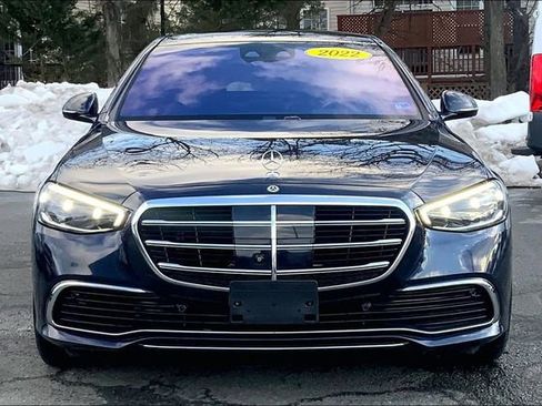 Used 2022 Mercedes-Benz S 580 4MATIC Sedan image 2