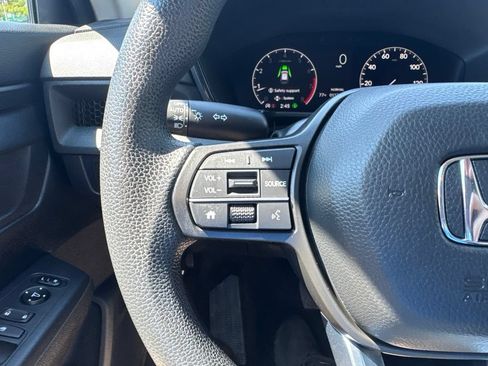 Used 2024 Honda CR-V LX image 24