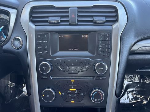 Used 2017 Ford Fusion S FWD image 20