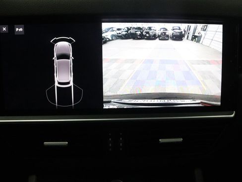 Used 2021 Porsche Cayenne AWD/4WD image 36