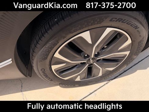 Certified 2024 Kia EV6 Light RWD image 9