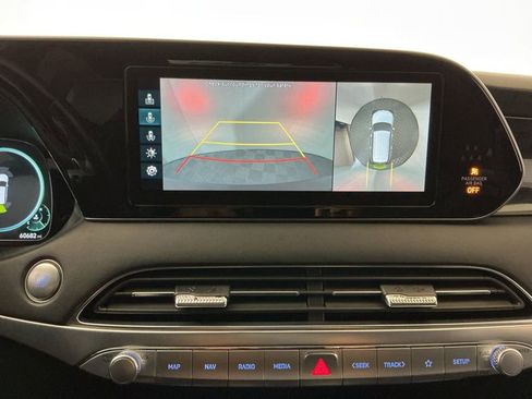 Used 2021 Hyundai Palisade Calligraphy image 12